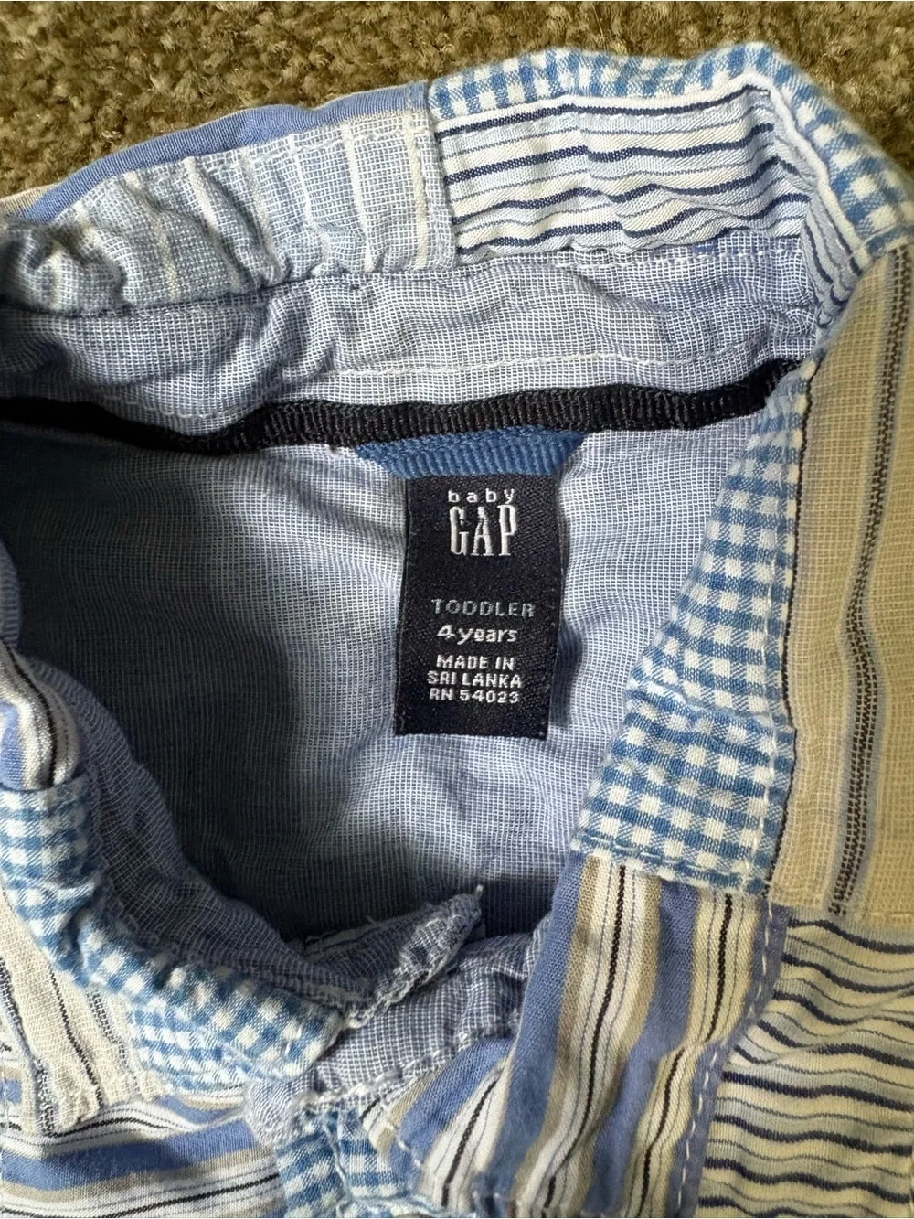 Baby GAP Boys Patchwork Button-Up Shirt in Light Blue & White 4 years
